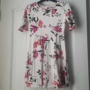 Girls Old Navy Floral dress
